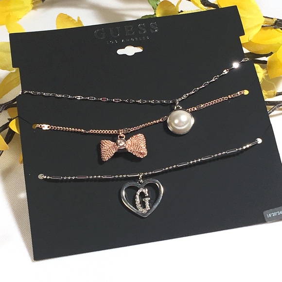 3/$30! GUESS Layered Necklace Pearl & Bow - Picture 4 of 7
